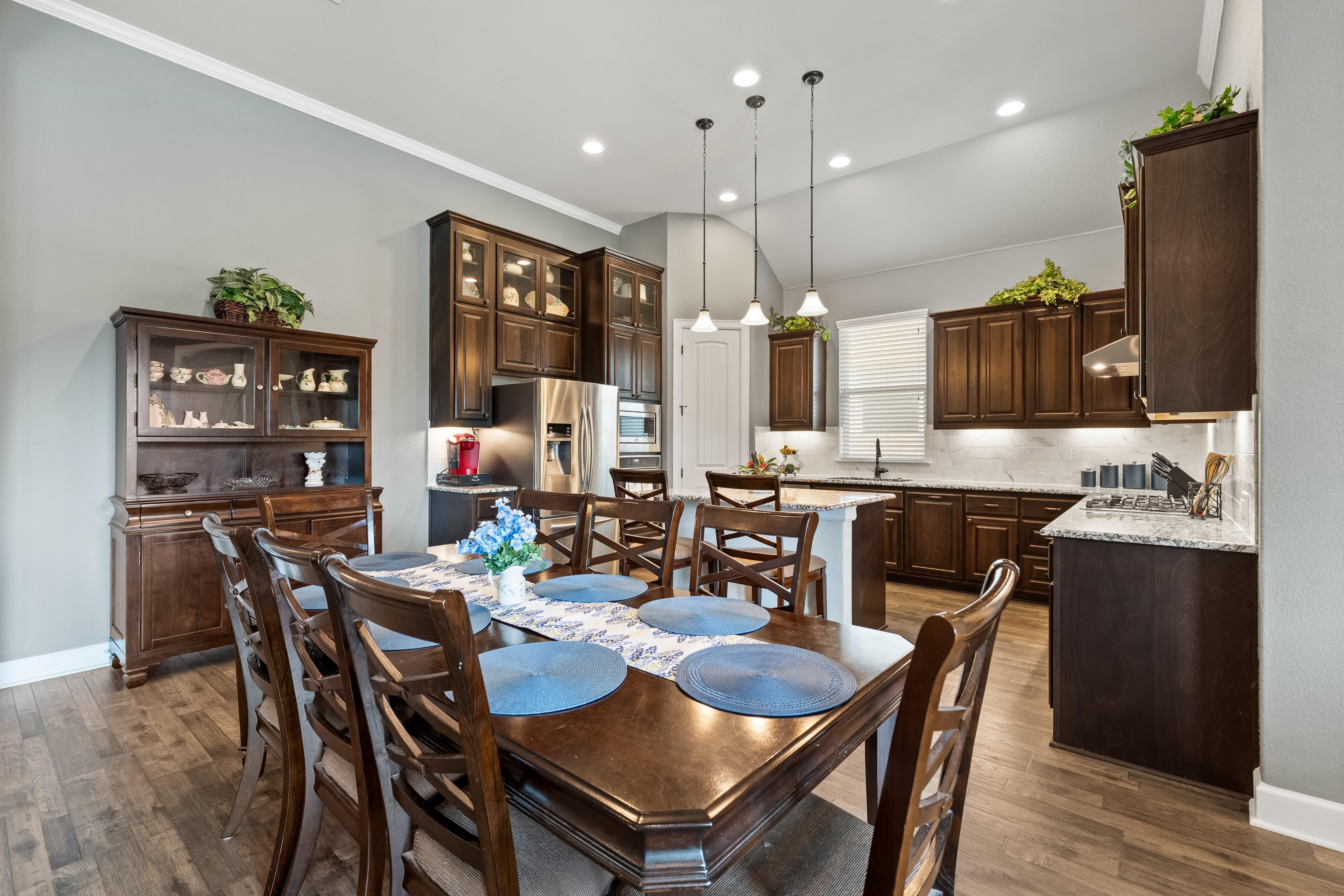 Kitchen & Dining Movement - Before